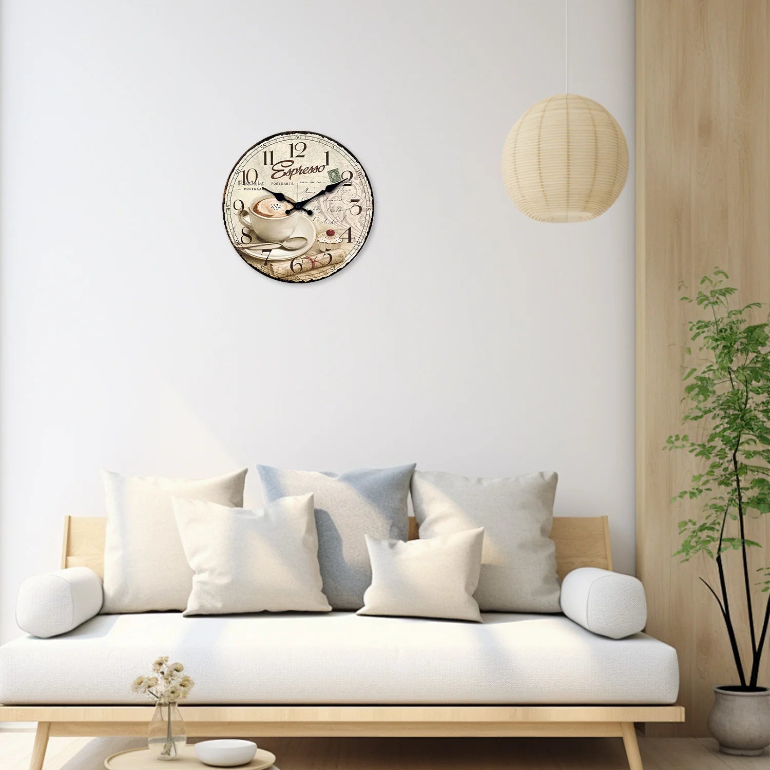 Horloge Murale en Bois Rétro – Motif Tasse de Café Européenne