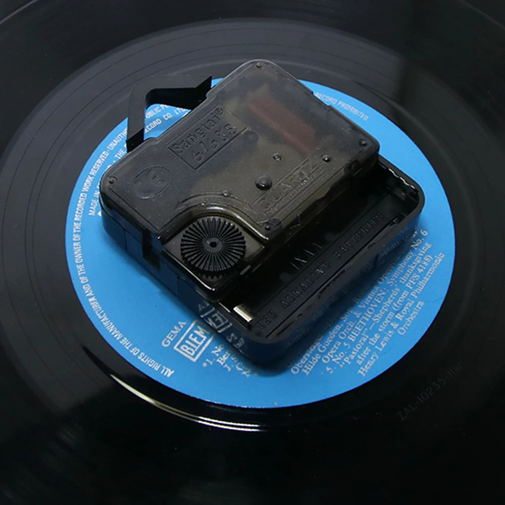 Horloge Murale Vinyle – Personnages du Film Star Wars